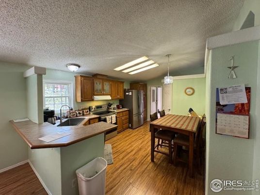 Dining room, Interior, Kitchen, Pendant Lights, Wood Texture Flooring