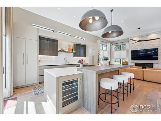 Interior, Kitchen, Living room, Pendant Lights, Recessed Lighting, Stainless Steel Appliances, Wood Texture Flooring