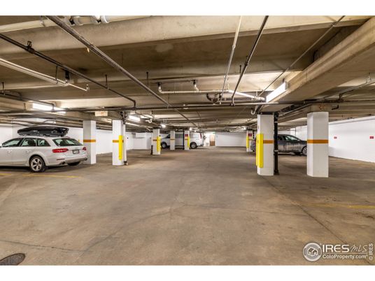 Garage, Interior