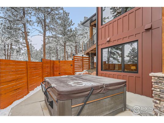 Exterior, Hot Tub