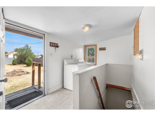 Interior, Washer