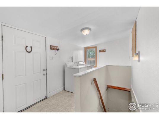 Interior, Washer