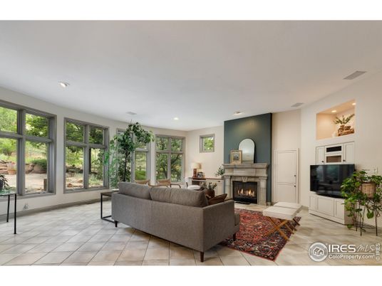 Fireplace, Interior, Living room, Recessed Lighting