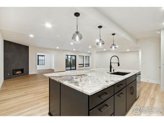 Fireplace, Interior, Kitchen, Pendant Lights, Recessed Lighting, Wood Texture Flooring