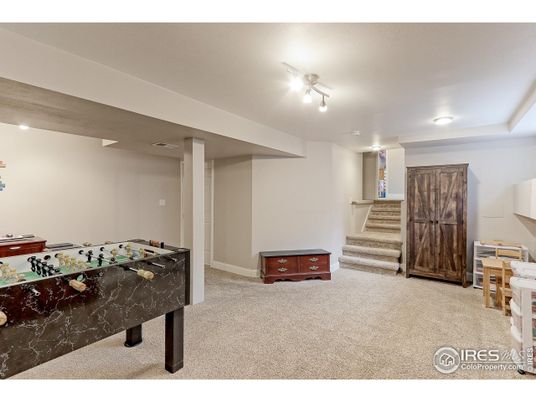 Game Room, Interior