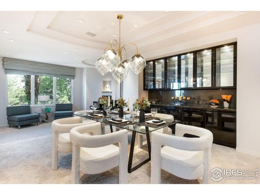 Dining room, Interior, Living room, Pendant Lights, Recessed Lighting