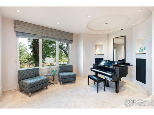 Interior, Piano, Recessed Lighting