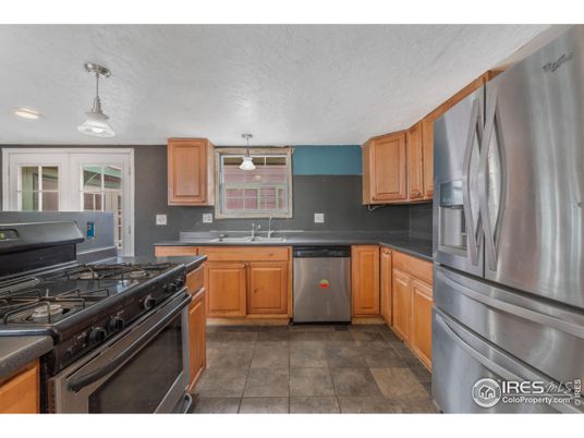 Interior, Kitchen, Stainless Steel Appliances