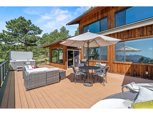 Exterior, Hot Tub