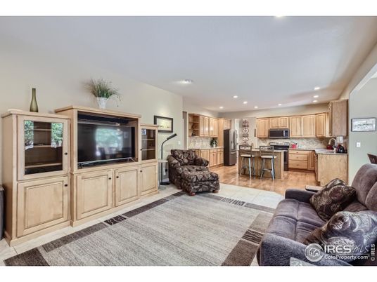 Interior, Kitchen, Living room, Recessed Lighting, Stainless Steel Appliances