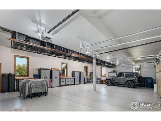 Garage, Interior