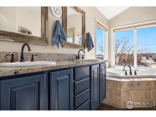 Bathroom, Dual Sink Vanities, Interior, Water