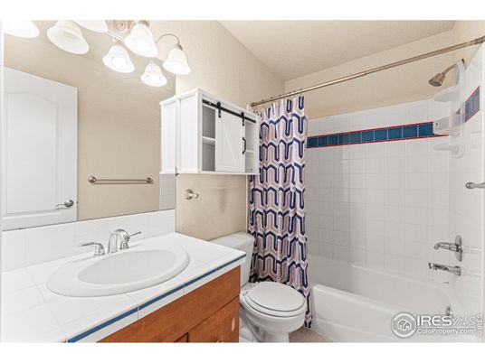 Bathroom, Interior, Tile Countertops