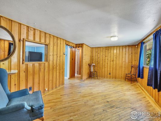 Empty room, Interior, Wood Texture Flooring, Wooden Walls