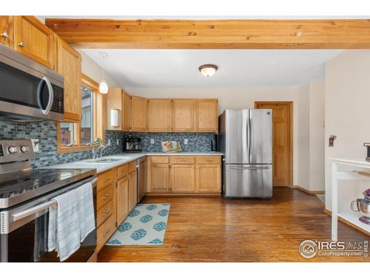 Interior, Kitchen, Stainless Steel Appliances, Wood Texture Flooring