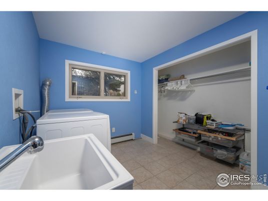 Interior, Washer