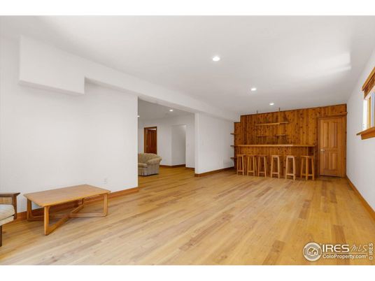 Empty room, Interior, Recessed Lighting, Wood Texture Flooring, Wooden Walls