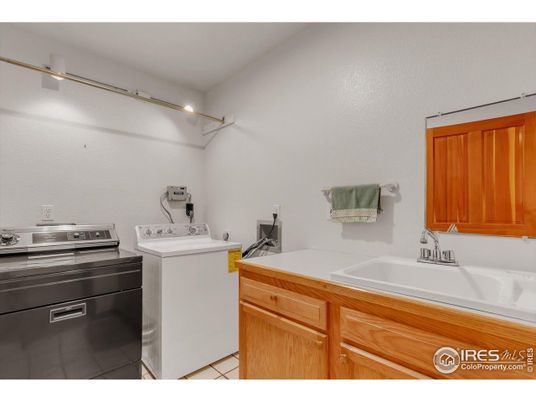 Interior, Washer