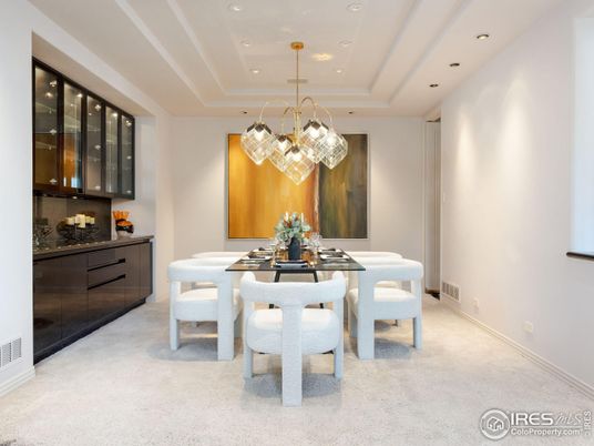Dining room, Interior, Pendant Lights, Recessed Lighting