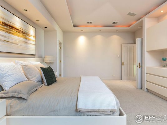 Bedroom, Interior, Recessed Lighting