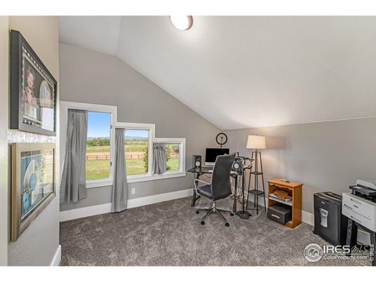 Home Office, Interior