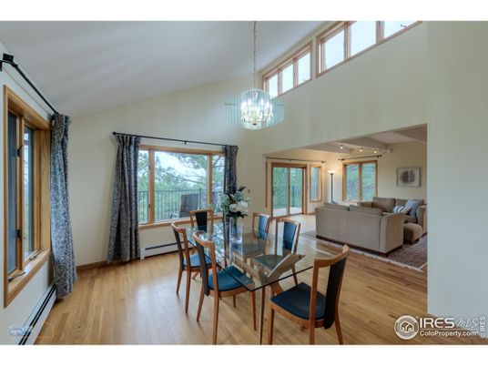 Chandelier, Dining room, Interior, Living room, Pendant Lights, Wood Texture Flooring