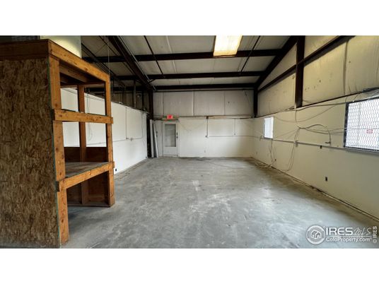 Garage, Interior