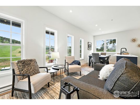Dining room, Interior, Living room, Recessed Lighting