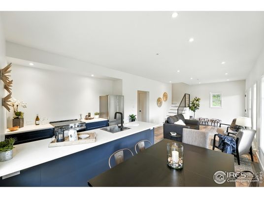 Dining room, Interior, Recessed Lighting