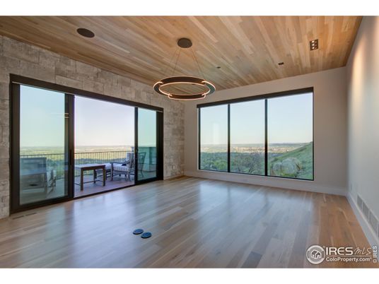Empty room, Interior, Pendant Lights, Recessed Lighting, Wooden Ceilings, Wood Texture Flooring