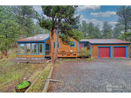 Backyard, Detached Garage, Exterior