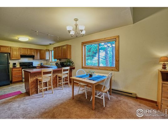 Chandelier, Dining room, Interior, Kitchen