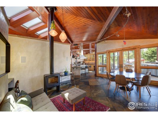 Dining room, Interior, Pendant Lights, Wooden Beams, Wooden Ceilings