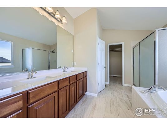 Bathroom, Dual Sink Vanities, Interior, Marble