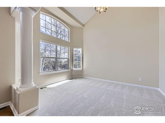 Chandelier, Empty room, Interior