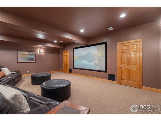 Interior, Projection Screen, Recessed Lighting, Theatre Room