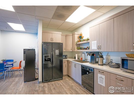 Dining room, Interior, Kitchen, Recessed Lighting, Wood Texture Flooring