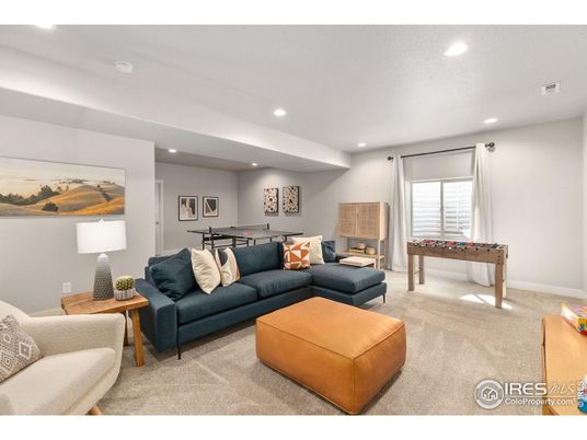 Game Room, Interior, Living room, Recessed Lighting