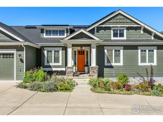 Exterior, Facade, American Craftsman