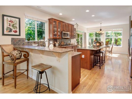 Chandelier, Dining room, Interior, Kitchen, Recessed Lighting, Wood Texture Flooring