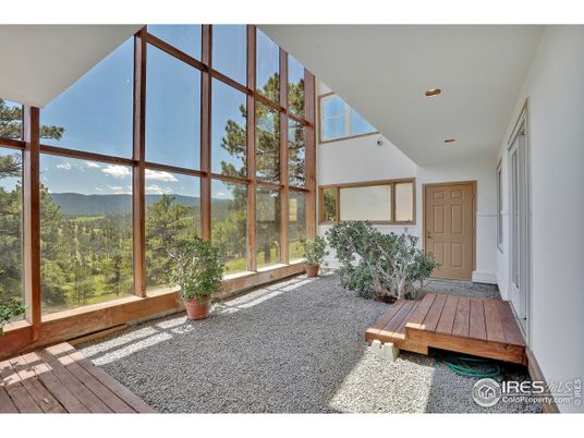 Interior, Recessed Lighting, Sun Room, Wood Texture Flooring
