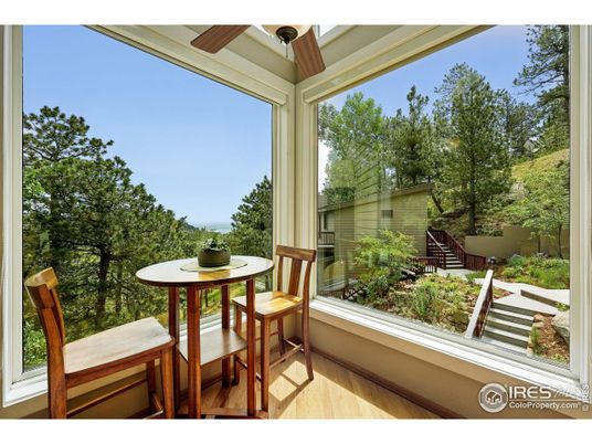 Interior, Sun Room, Water, Wood Texture Flooring