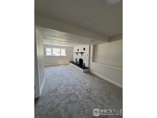 Empty room, Fireplace, Interior