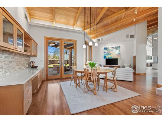 Dining room, Interior, Kitchen, Pendant Lights, Wooden Beams, Wooden Ceilings, Wood Texture Flooring