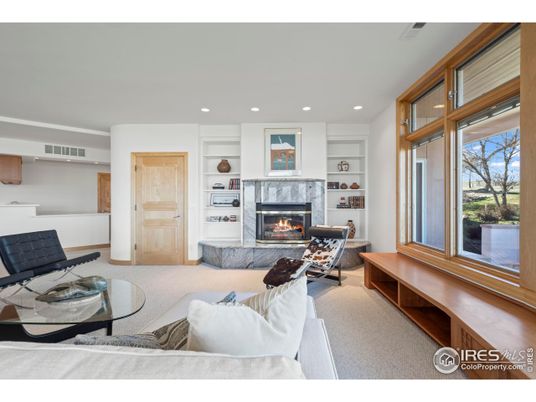 Fireplace, Interior, Living room, Recessed Lighting