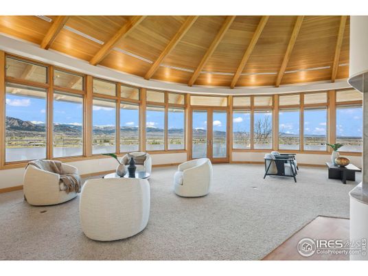 Interior, Living room, Sun Room, Wooden Beams, Wooden Ceilings