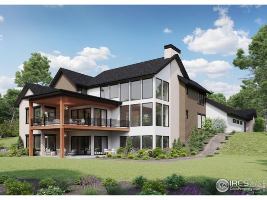 Backyard, Exterior, Facade, Brick Facade, Modern