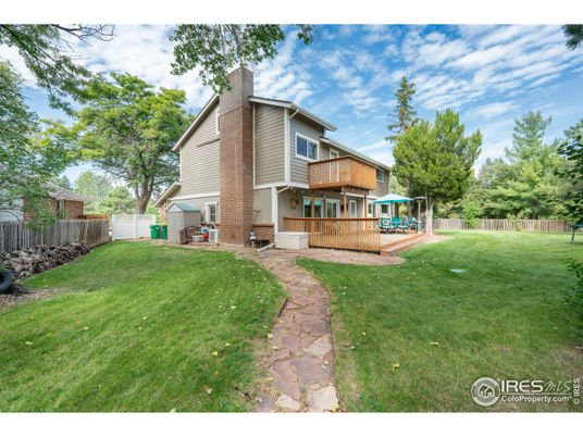 Backyard, Exterior