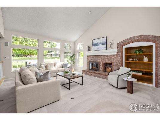 Fireplace, Interior, Living room