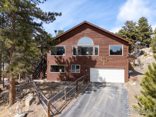 Attached, Exterior, Facade, Log Home